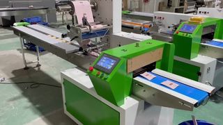 Macchina confezionatrice flow pack per zuppa istantanea tremella LC-350S